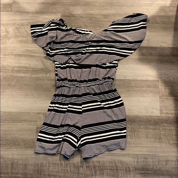 Off the shoulder cotton romper - Picture 2 of 2
